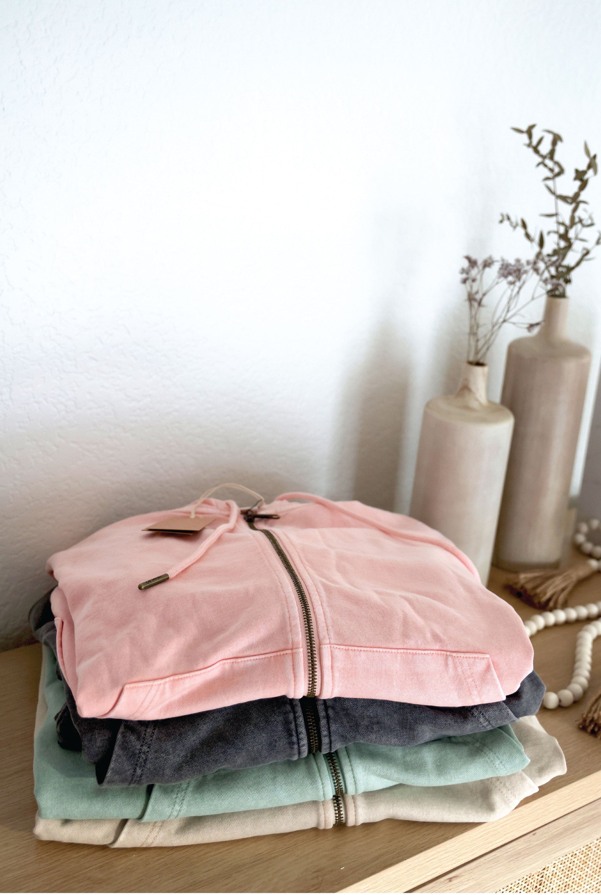 BASIC CROPPED MINERAL ZIPPER HOODED PULLOVER Oat Collective