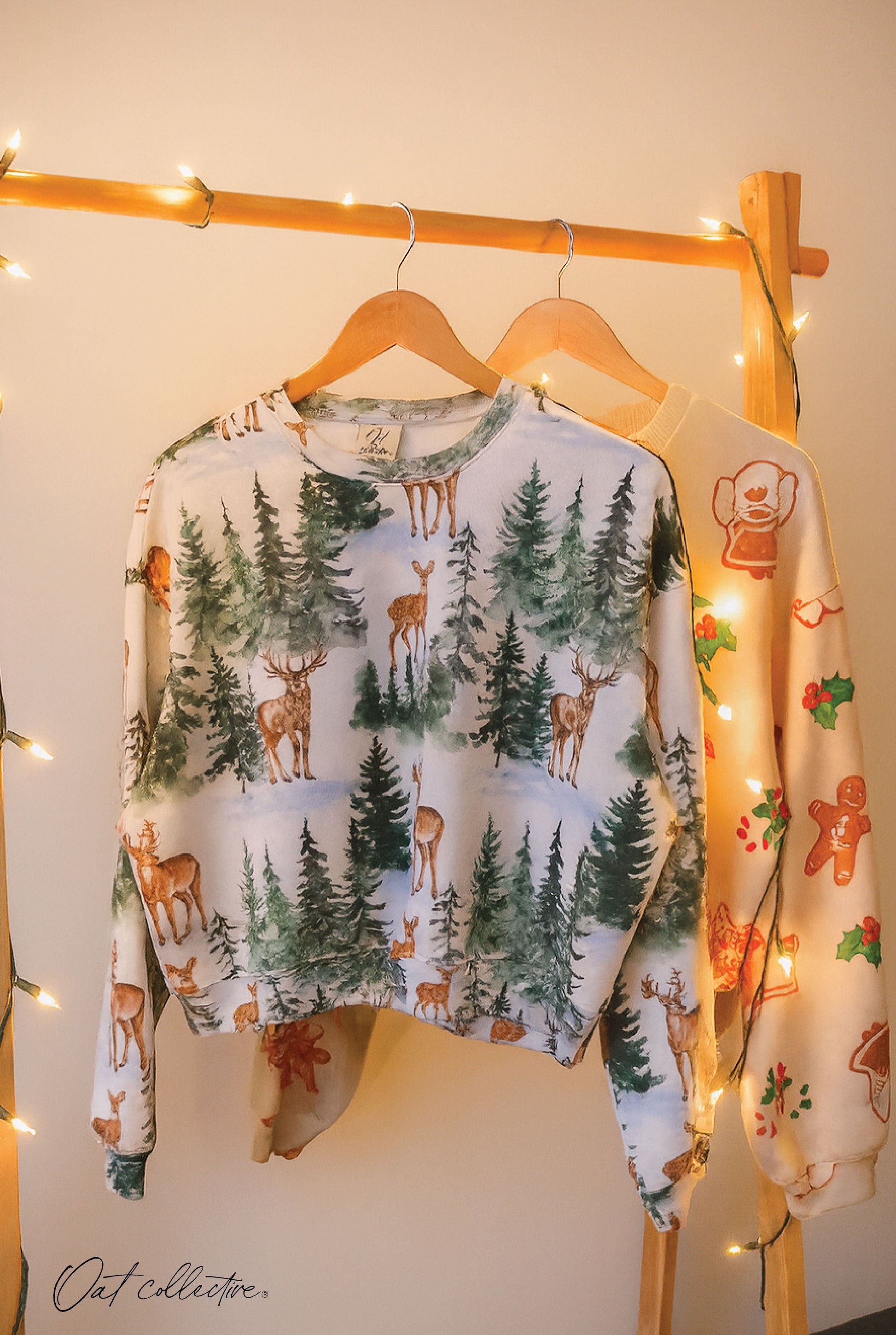 ALL OVER PRINT CHRISTMAS Cropped Sweatshirt Oat Collective
