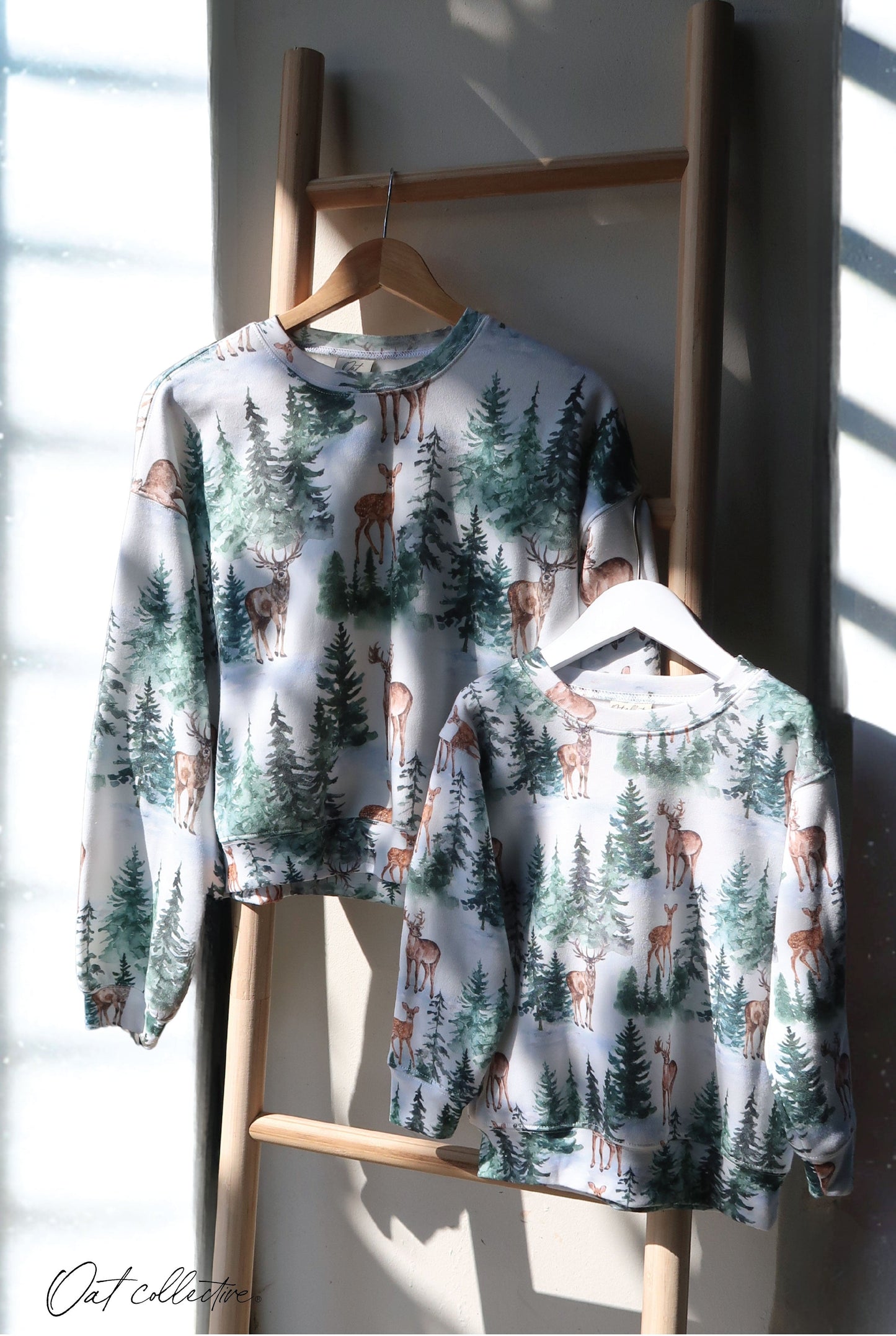 ALL OVER PRINT CHRISTMAS Cropped Sweatshirt Oat Collective