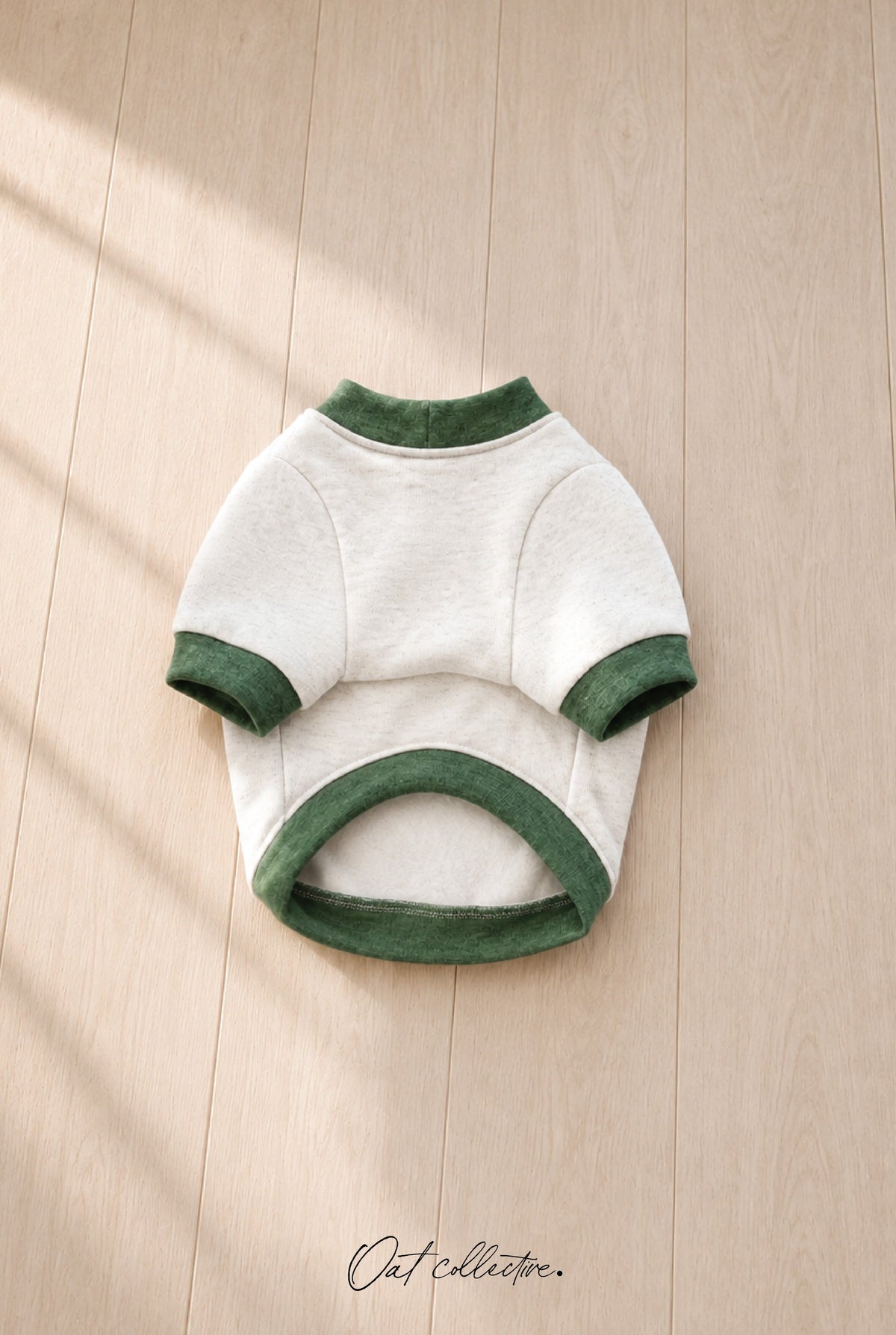 BASIC VARSITY SWEATSHIRT Basic Pet Sweatshirt Oat Collective