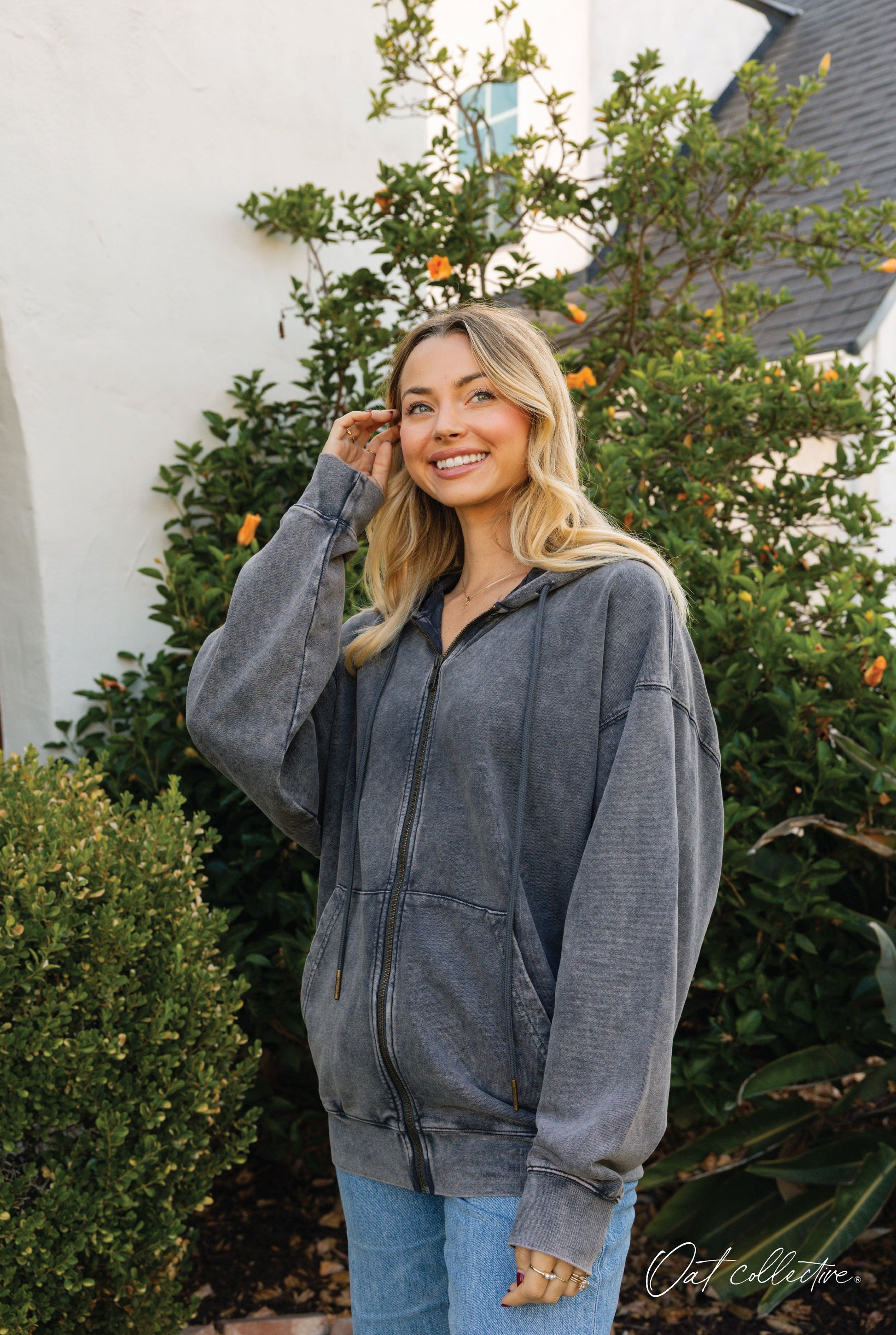 PREMIUM BASIC MINERAL ZIPPER Hooded Pullover Oat Collective