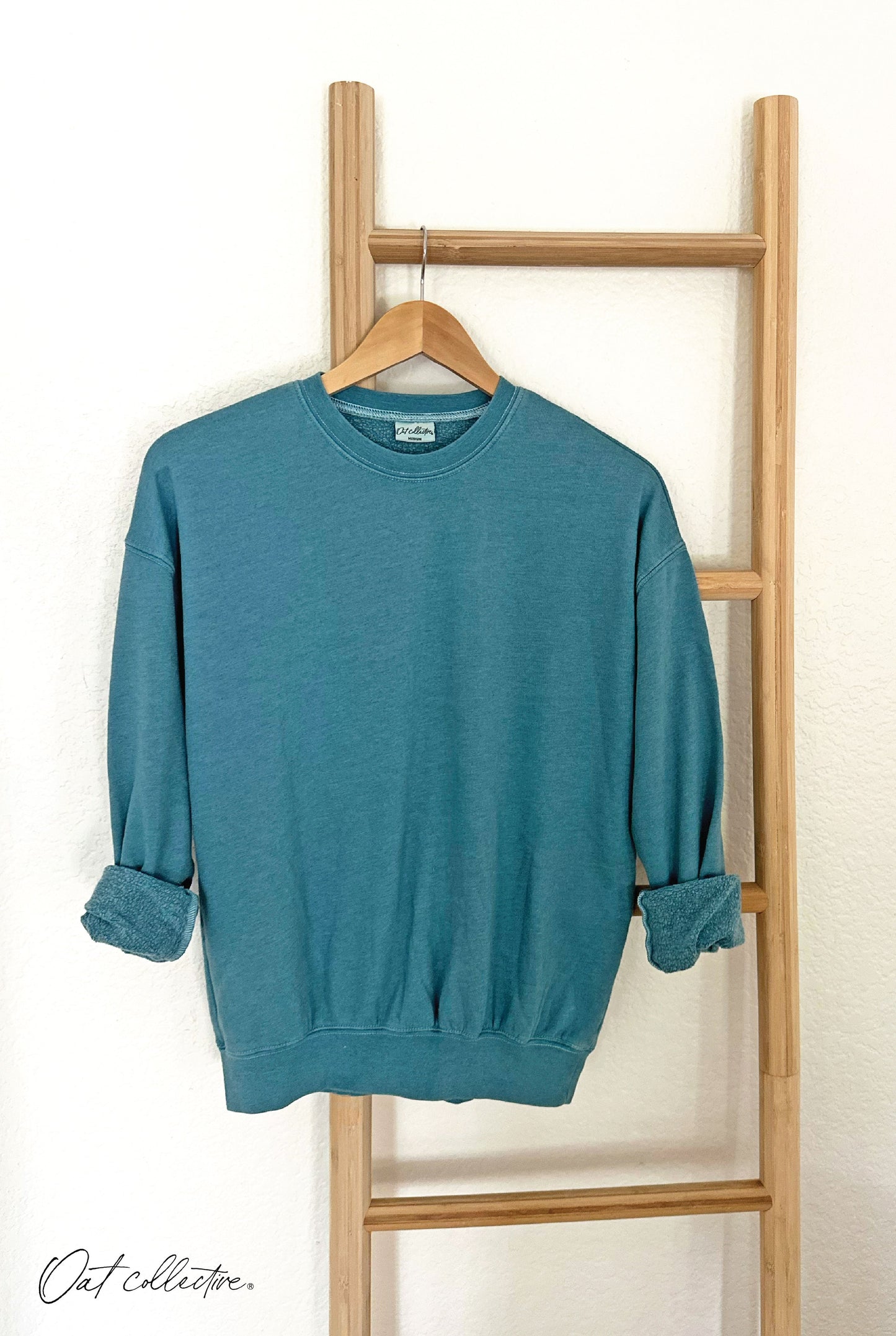 HEATHER MINERAL BASIC Mineral Graphic Sweatshirt Oat Collective