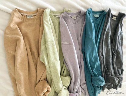 HEATHER MINERAL BASIC Mineral Graphic Sweatshirt Oat Collective